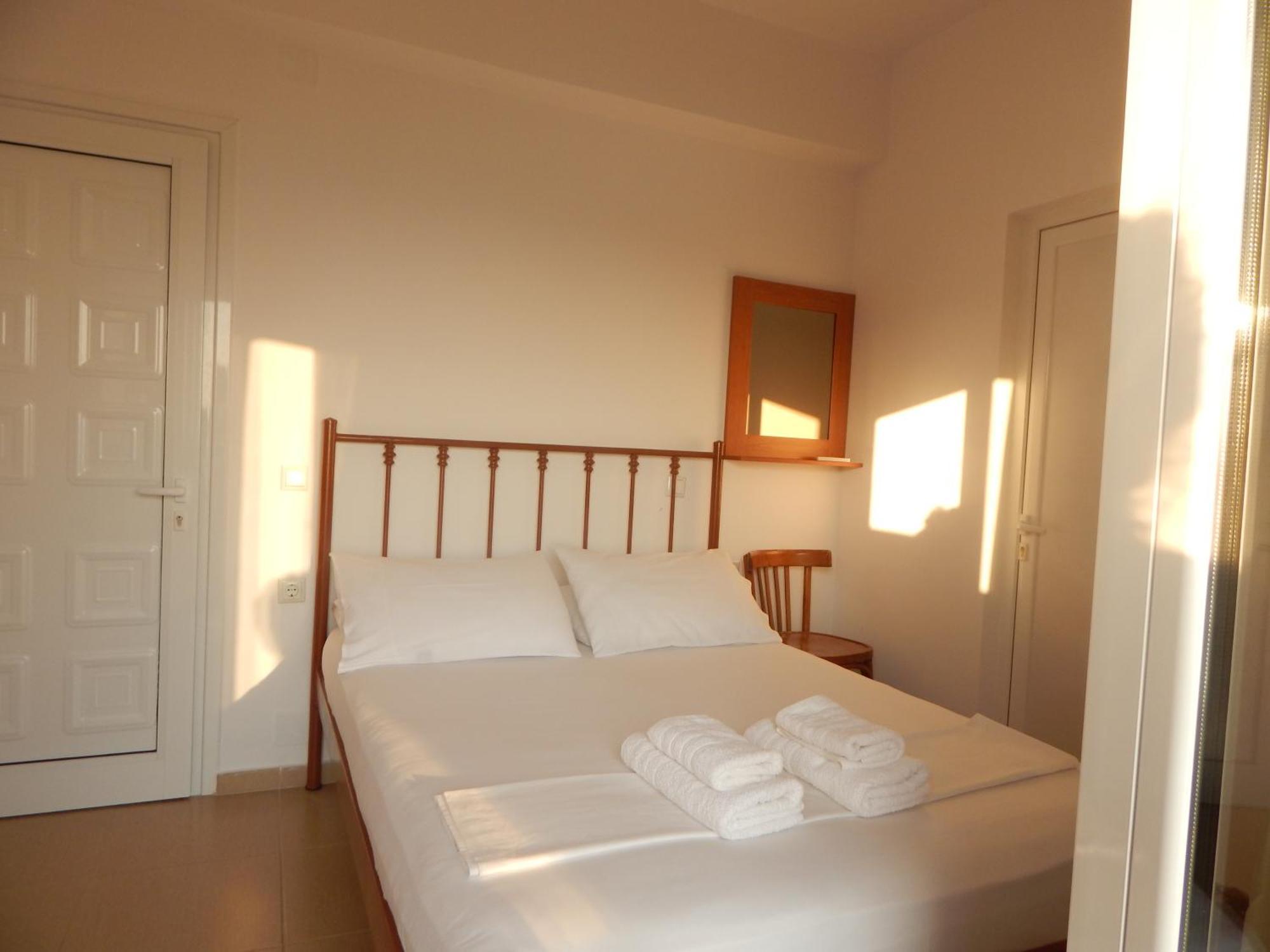Bel Air Rooms Himare Exterior photo