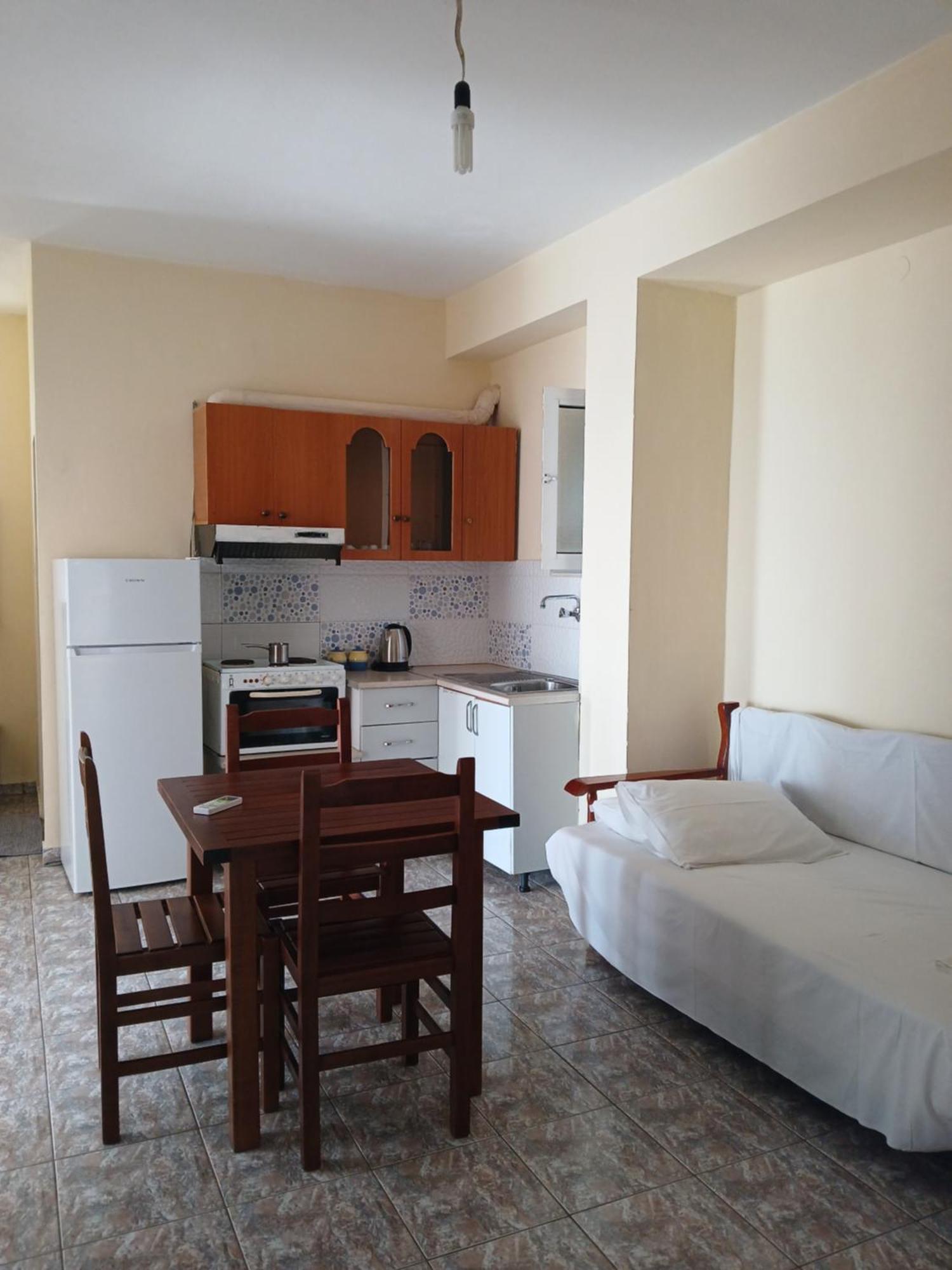 Bel Air Rooms Himare Room photo